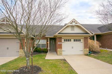 3924 Saint Edwards Dr Louisville, KY 40299