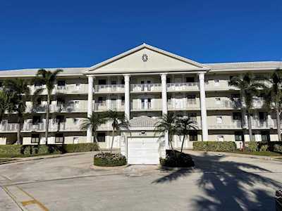 6133 Balboa Circle #203 Boca Raton, FL 33433