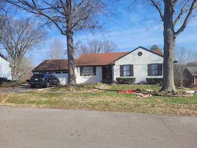 711 Countrywood Dr Franklin, TN 37064