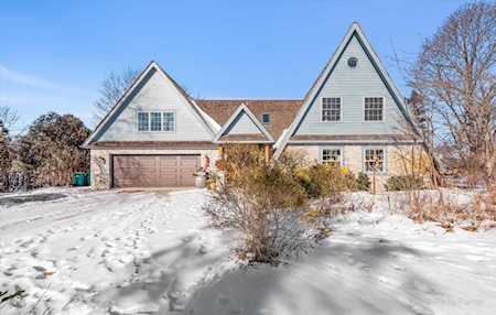 24194 N Grandview Dr Barrington, IL 60010