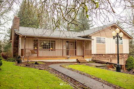 135 W Canyon View Dr Longview, WA 98632