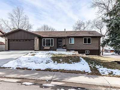 2290 S Zang Ct Lakewood, CO 80228