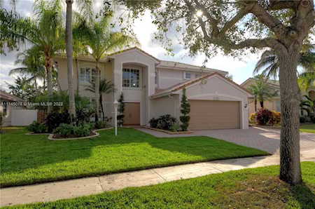 13718 NW 21st St Pembroke Pines, FL 33028