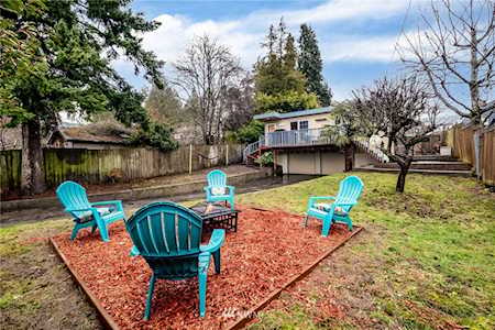 22025 8th Ave S Des Moines, WA 98198