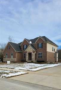 54160 Curtis Lake Dr. Chesterfield, MI 48051