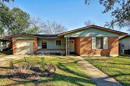 1304 Hillcrest DR Austin, TX 78723