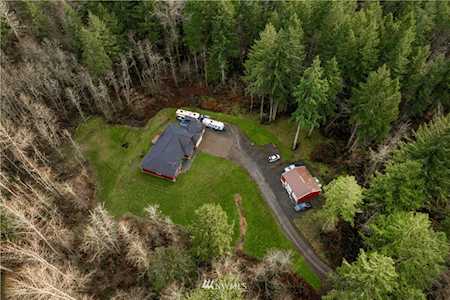 32211 98th Ave E Eatonville, WA 98328
