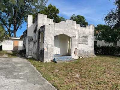 3801 Greenwood Avenue West Palm Beach, FL 33407