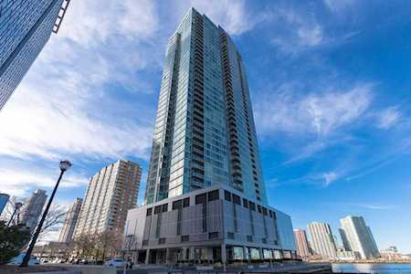 2 2nd St #1505 Jersey City, NJ 07302