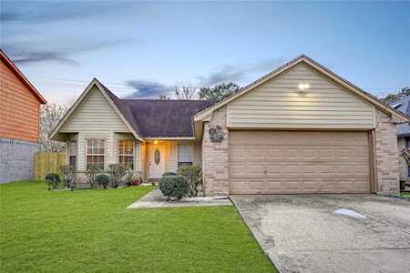 12946 Crystal Cove Dr Houston, TX 77044
