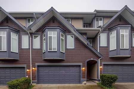 15977 26 Avenue #31 Surrey, BC V3Z 2W7