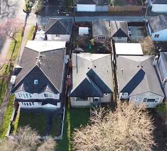 2690 Napier Street Vancouver, BC V5K 2W6