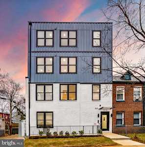 1019 17th Place #102 Washington, DC 20002