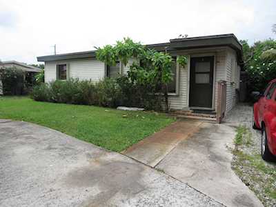 1111 S 14th Place Lantana, FL 33462