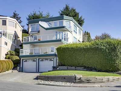 15663 Pacific Avenue White Rock, BC V4B 1S1