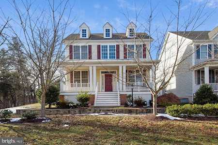 25252 Edenfield Ln Chantilly, VA 20152