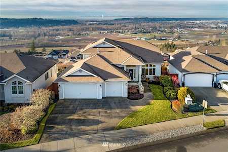 10106 177th Ave E Bonney Lake, WA 98391