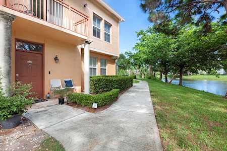 2042 Alta Meadows Lane #1712 Delray Beach, FL 33444