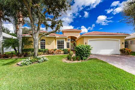9728 Baywood Park Lane Delray Beach, FL 33446