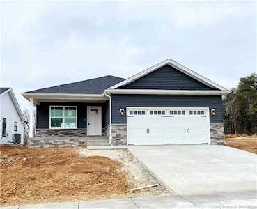 8085 Hudson Ln Georgetown, IN 47122