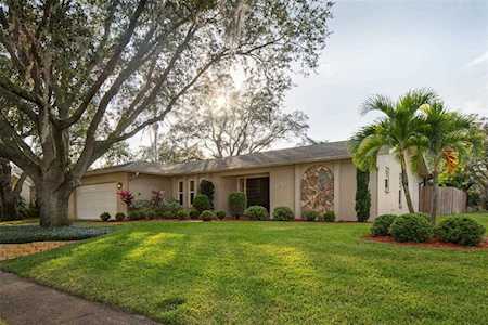 2582 Knotty Pine WAY Clearwater, FL 33761