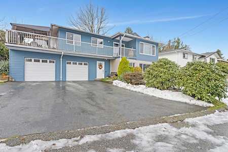 2253 Bedford Place Abbotsford, BC V2T 4A1