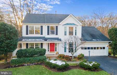 8144 Tall Timber Dr Gainesville, VA 20155