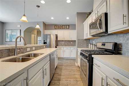 6450 Dollis Hill St Las Vegas, NV 89148