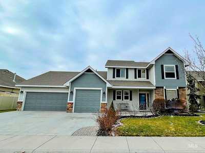 229 S Fernan Lake Way Star, ID 83669