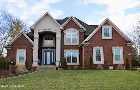 6610 Leland Dr Crestwood, KY 40014