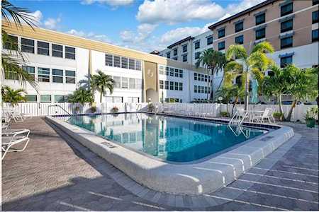 661 Poinsettia Ave #104 Clearwater Beach, FL 33767