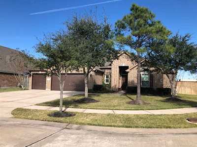 8606 Redstone Hills Dr Cypress, TX 77433