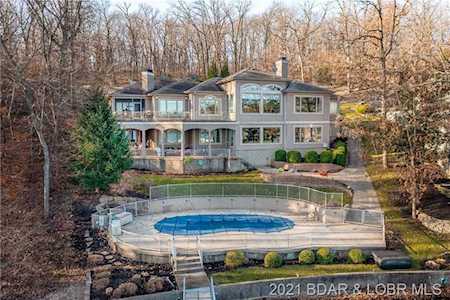 1453 Grand View Dr Sunrise Beach, MO 65079