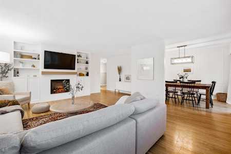 1450 Chesterfield Avenue #12 North Vancouver, BC V7M 2N4