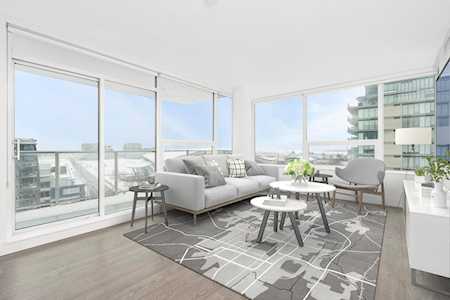 5508 Hollybridge Way #1007 Richmond, BC V7C 0C7