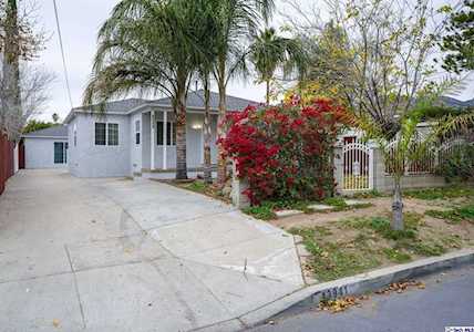 13941 13943 Aztec St Sylmar, CA 91342