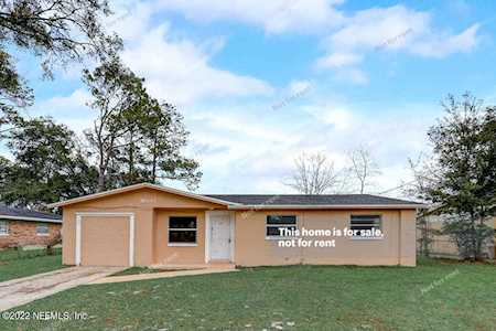 9541 Little John Rd Jacksonville, FL 32208
