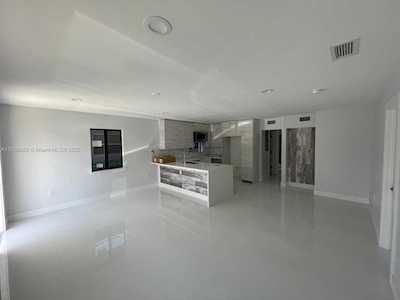 2900 N Ocean Dr Hollywood, FL 33019