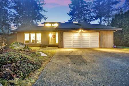 1989 Amble Greene Drive Surrey, BC V4A 7J1