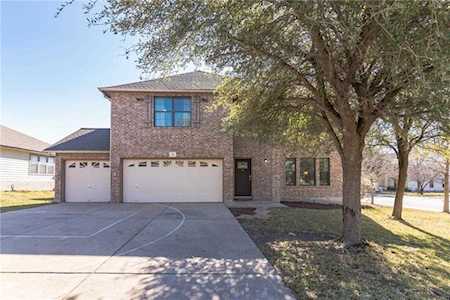 325 Wind Hollow DR Georgetown, TX 78633