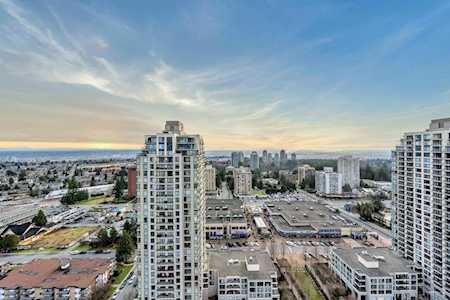 7178 Collier Street #PH2 Burnaby, BC V5E 4N7