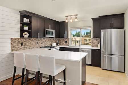 8127 212th St SW #4 Edmonds, WA 98026