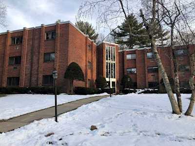 49 Windsor Dr #106 Holliston, MA 01746