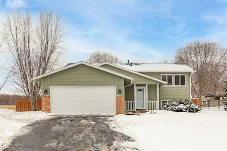 16611 Havelock Court Lakeville, MN 55044