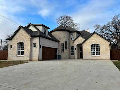 432 Gilbert Circle Grand Prairie, TX 75060