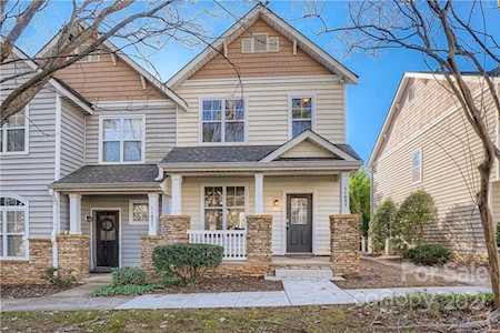 11033 Dundarrach Ln Charlotte, NC 28277