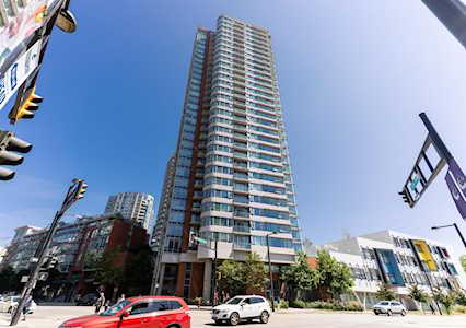 688 Abbott Street #2003 Vancouver, BC V6B 0B9