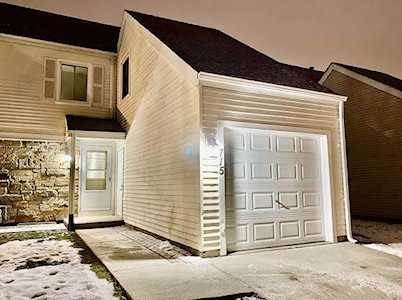 715 Weymouth Circle Hanover Park, IL 60133