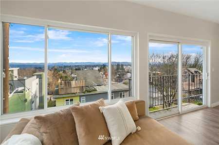 1522 18th Ave Ave #402 Seattle, WA 98122