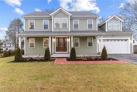 5 Doro Place East Providence, RI 02916